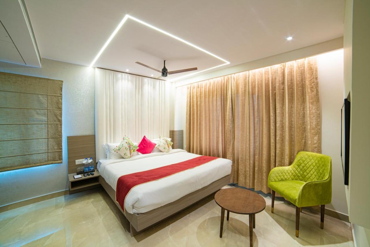 The Beacon Hotel Visakhapatnam Exteriör bild