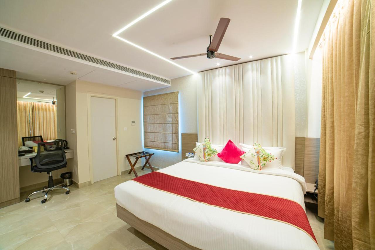 The Beacon Hotel Visakhapatnam Exteriör bild